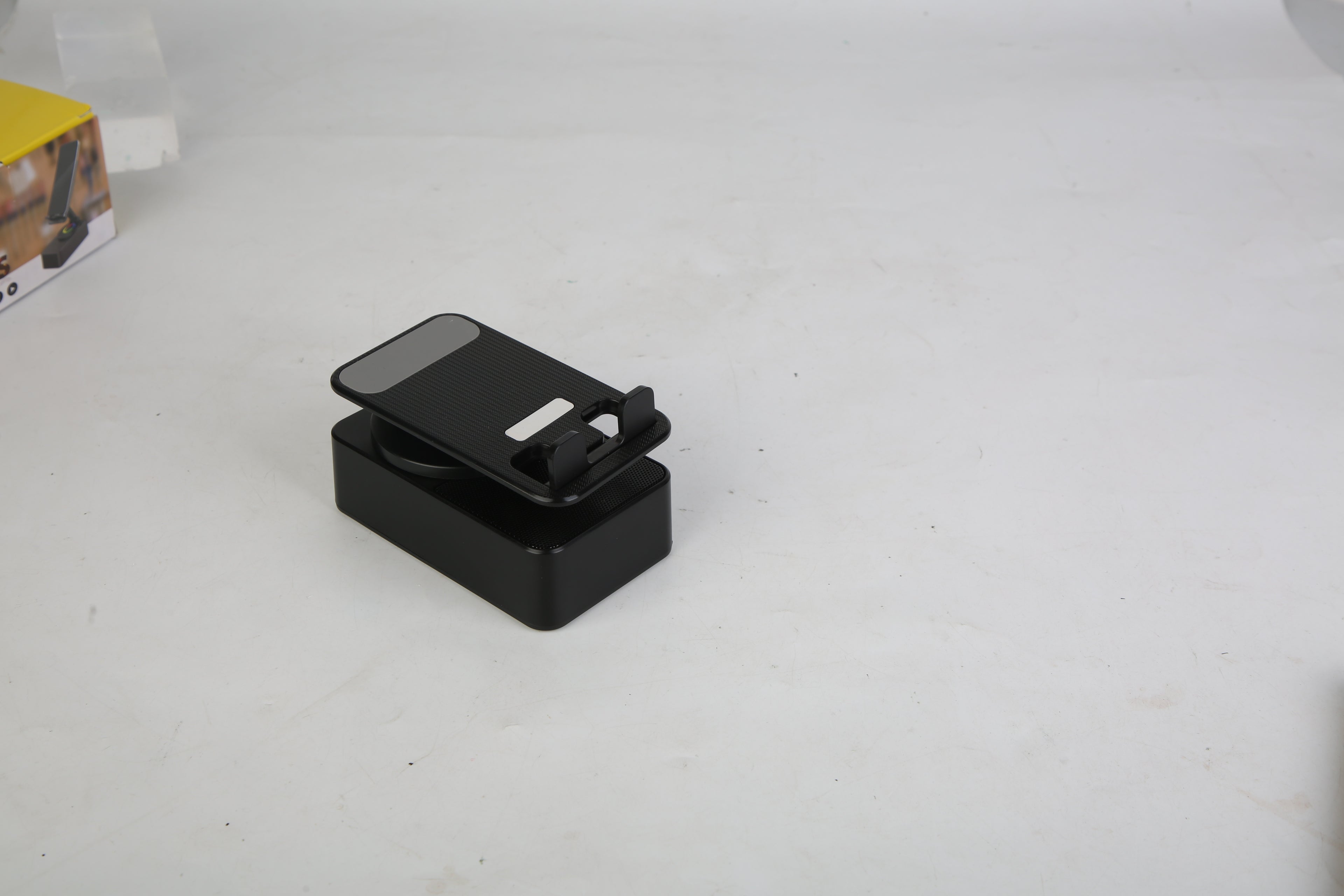 Speaker & phone charge - SpinWave 360°