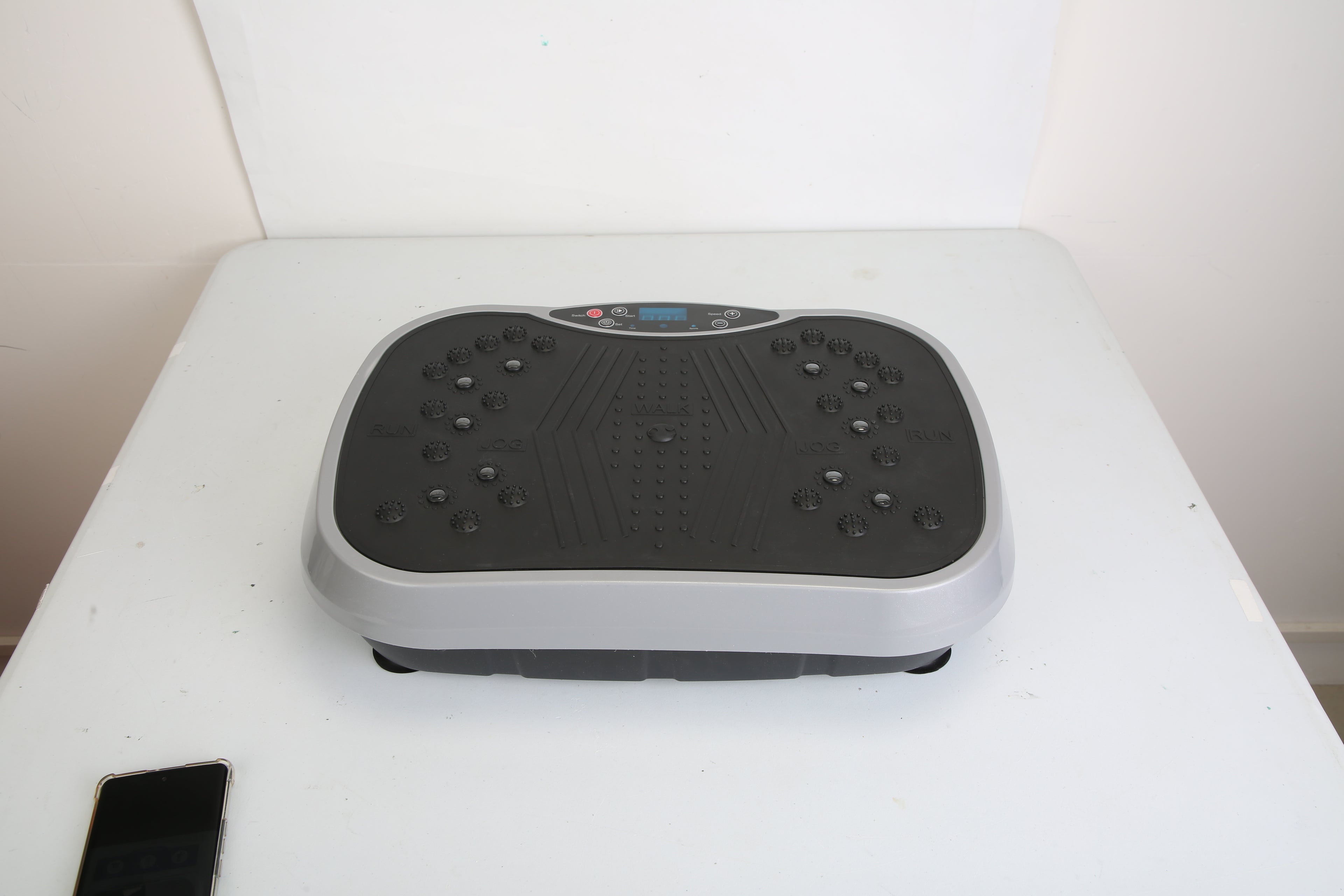 1Pc Vibration Exercise Machine With Resistant Bands Remote Control Whole Body Vibration Platform Workout Equipment Home Fitness Training Equipment For Weight Loss Fat Burner