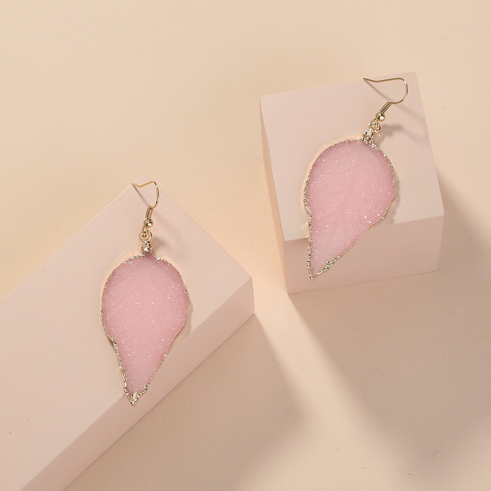 Fashion Personality wrap-around leaf ear ornaments, simple Retro Style Pink Crystal Earrings Pendant woman